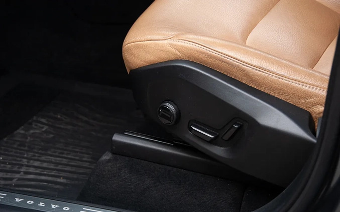 Volvo XC 90 cena 144900 przebieg: 97000, rok produkcji 2019 z Kozienice małe 781